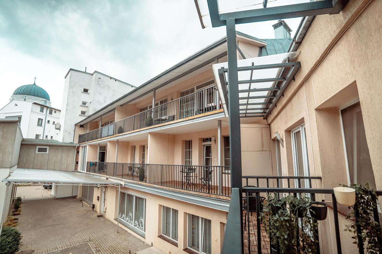 Alpetri Apartments カウナス エクステリア 写真