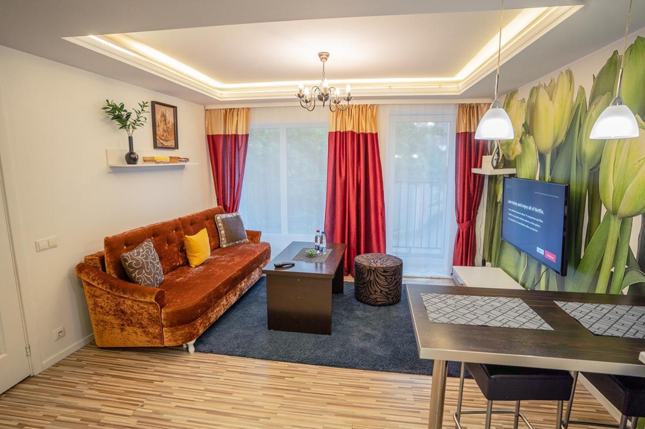 Alpetri Apartments カウナス エクステリア 写真