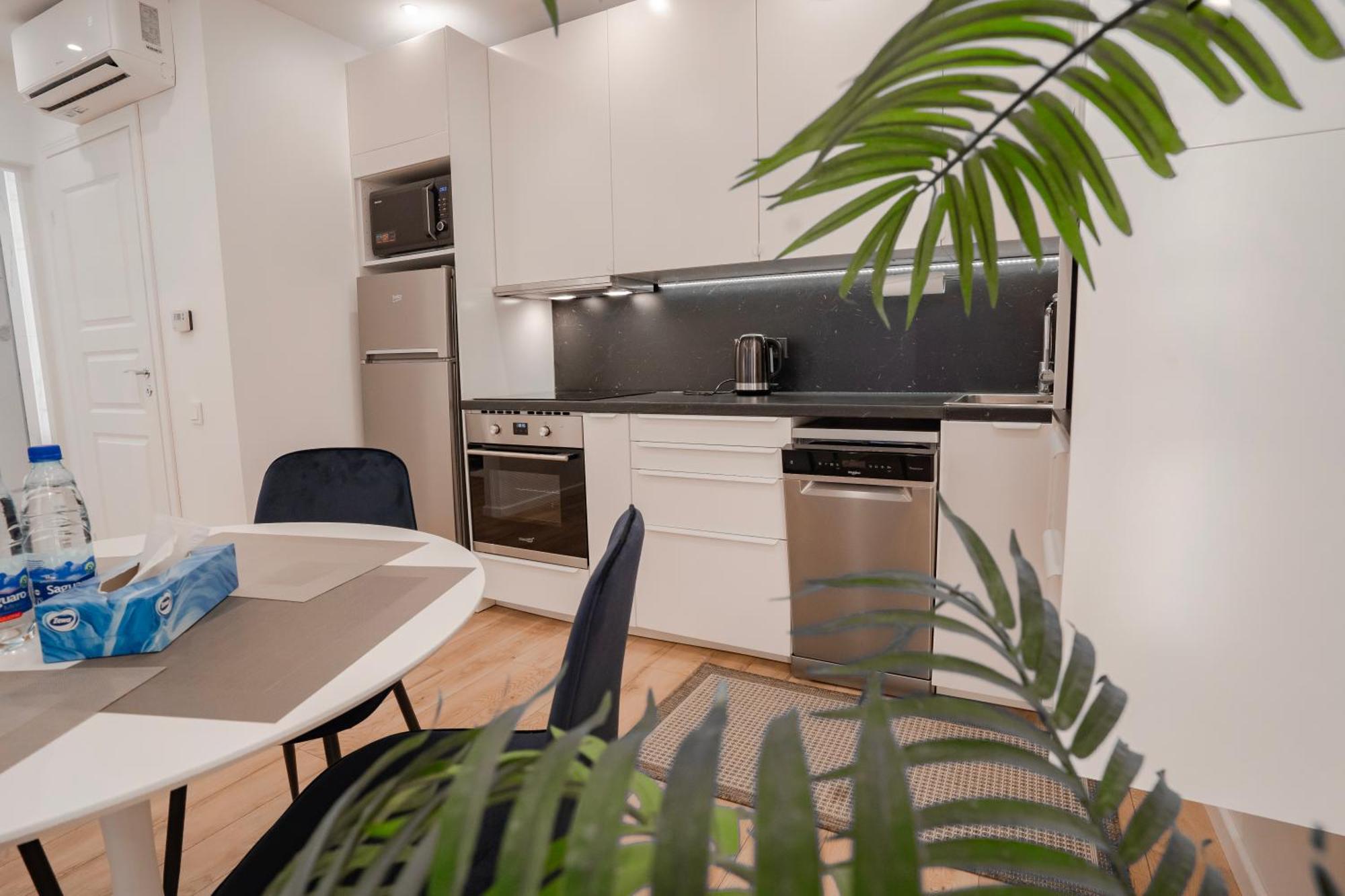 Alpetri Apartments カウナス エクステリア 写真